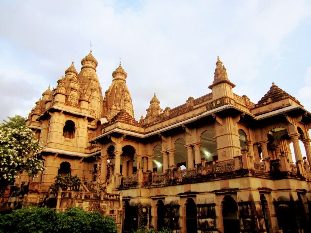 Naulakha Mandir